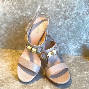 Gucci beige heeled sandals with bamboo accent